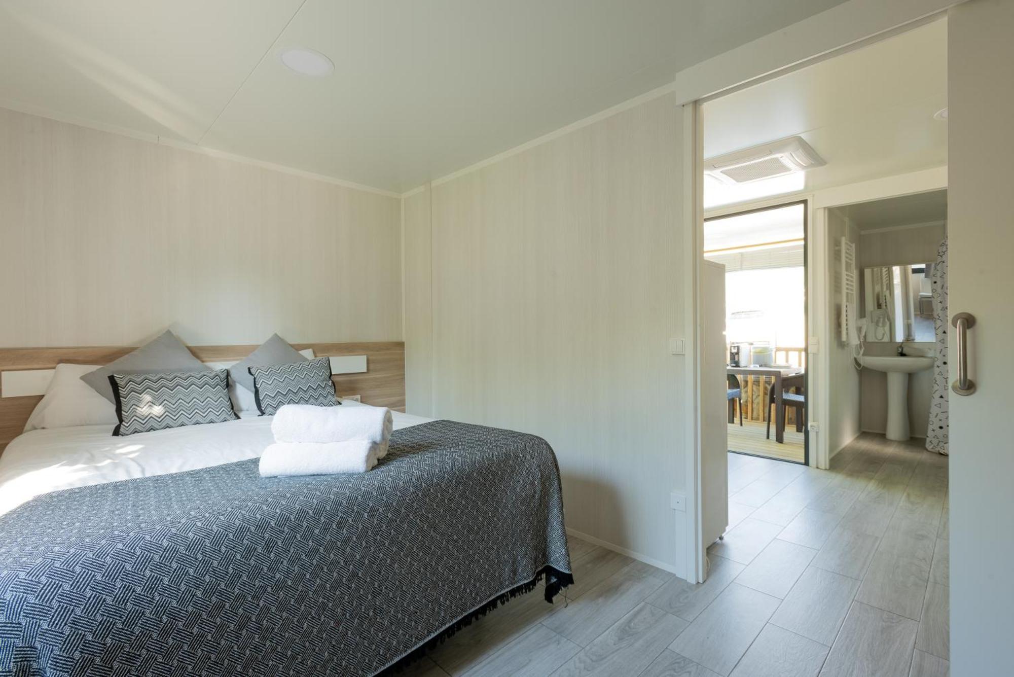 Mobil-home Ensija adaptat "Pet friendly"